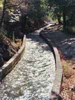path for holiday walks near canal in south france